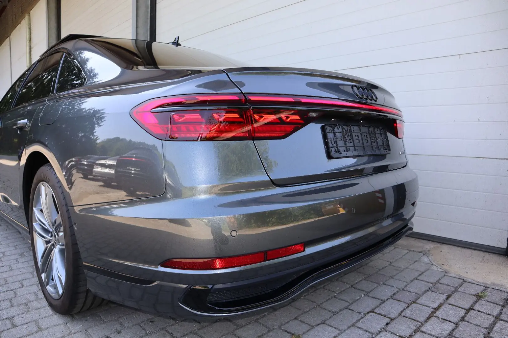 A8L 60 TFSIe lang S-LINE/BLACK-P./VOLLEDER BEIGE