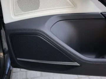 A8L 60 TFSIe lang S-LINE/BLACK-P./VOLLEDER BEIGE