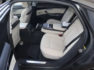 A8L 60 TFSIe lang S-LINE/BLACK-P./VOLLEDER BEIGE