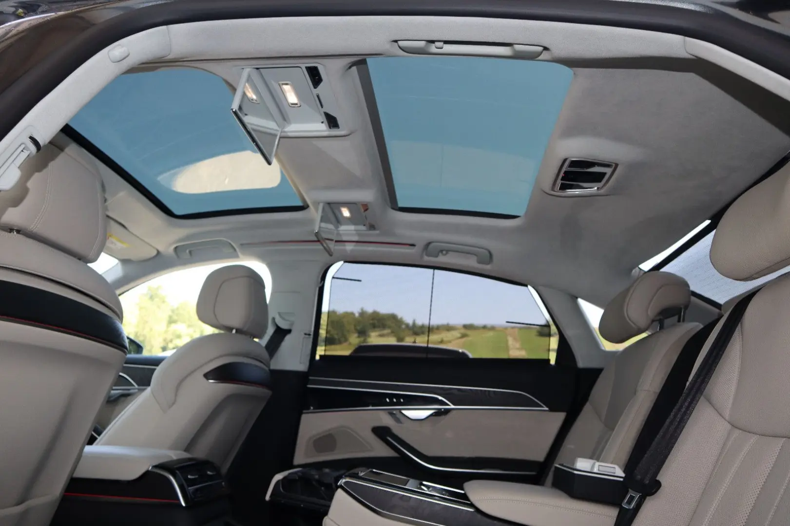 A8L 60 TFSIe lang S-LINE/BLACK-P./VOLLEDER BEIGE