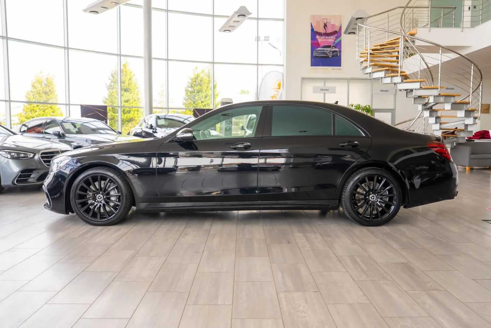 Mercedes-Benz S-Class AMG 560 LONG 4MATIC