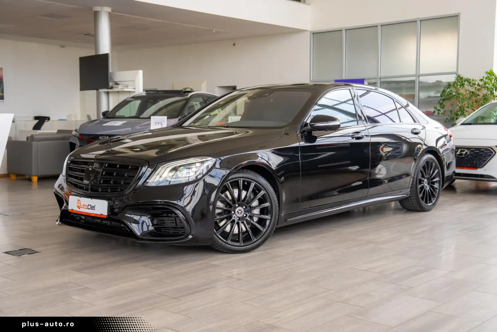 Mercedes-Benz S-Class AMG 560 LONG 4MATIC