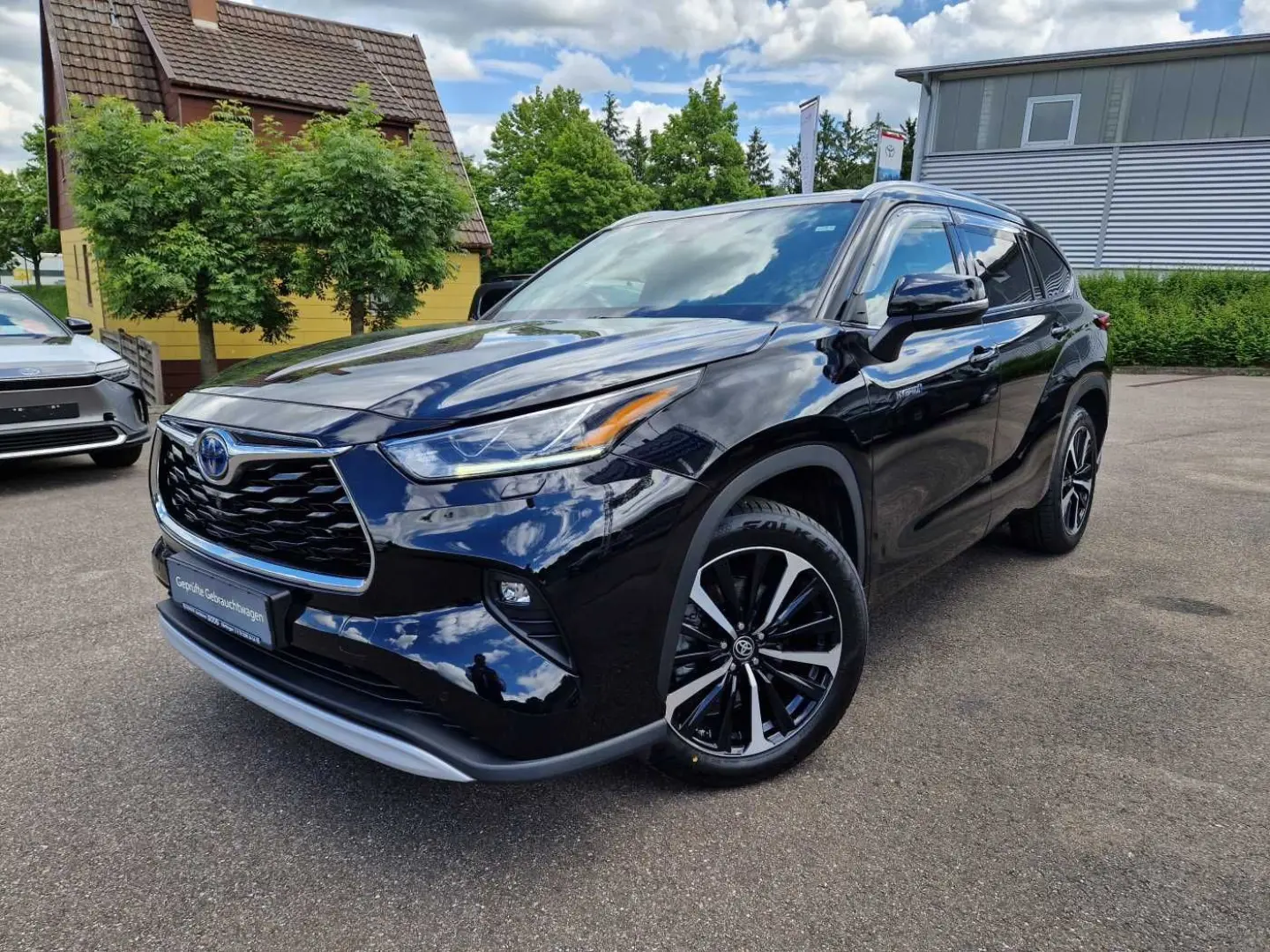 Highlander 2.5 Hybrid Luxury