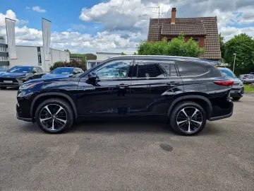 Highlander 2.5 Hybrid Luxury