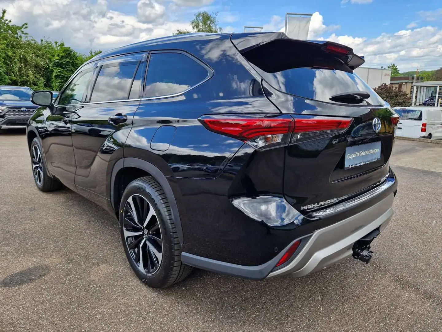 Highlander 2.5 Hybrid Luxury