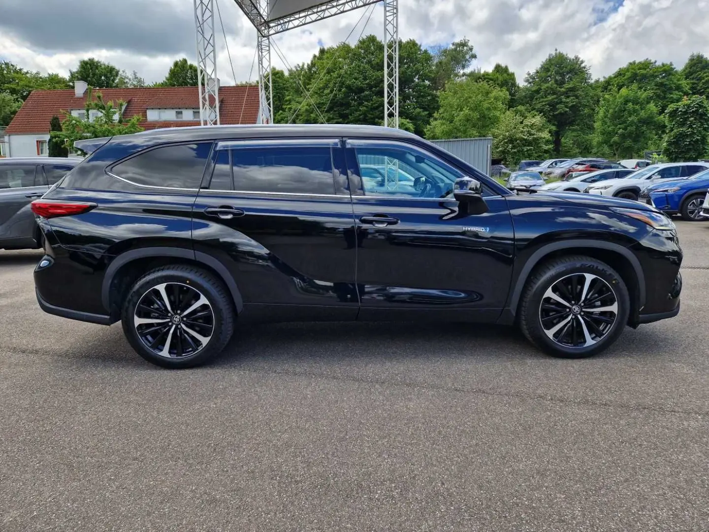 Highlander 2.5 Hybrid Luxury