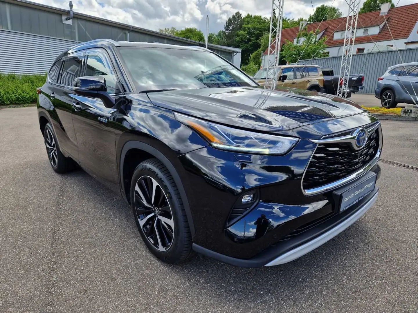 Highlander 2.5 Hybrid Luxury