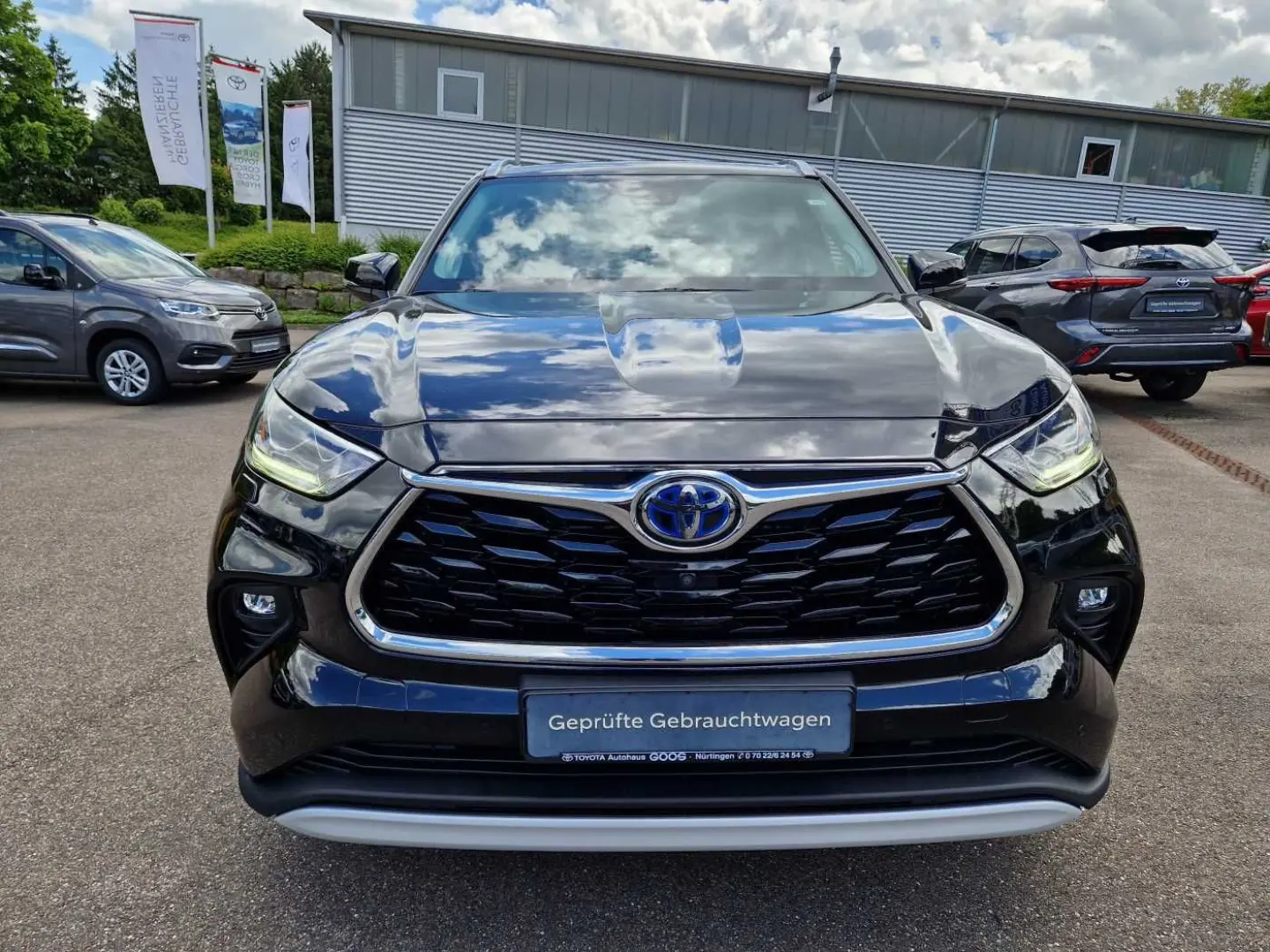 Highlander 2.5 Hybrid Luxury