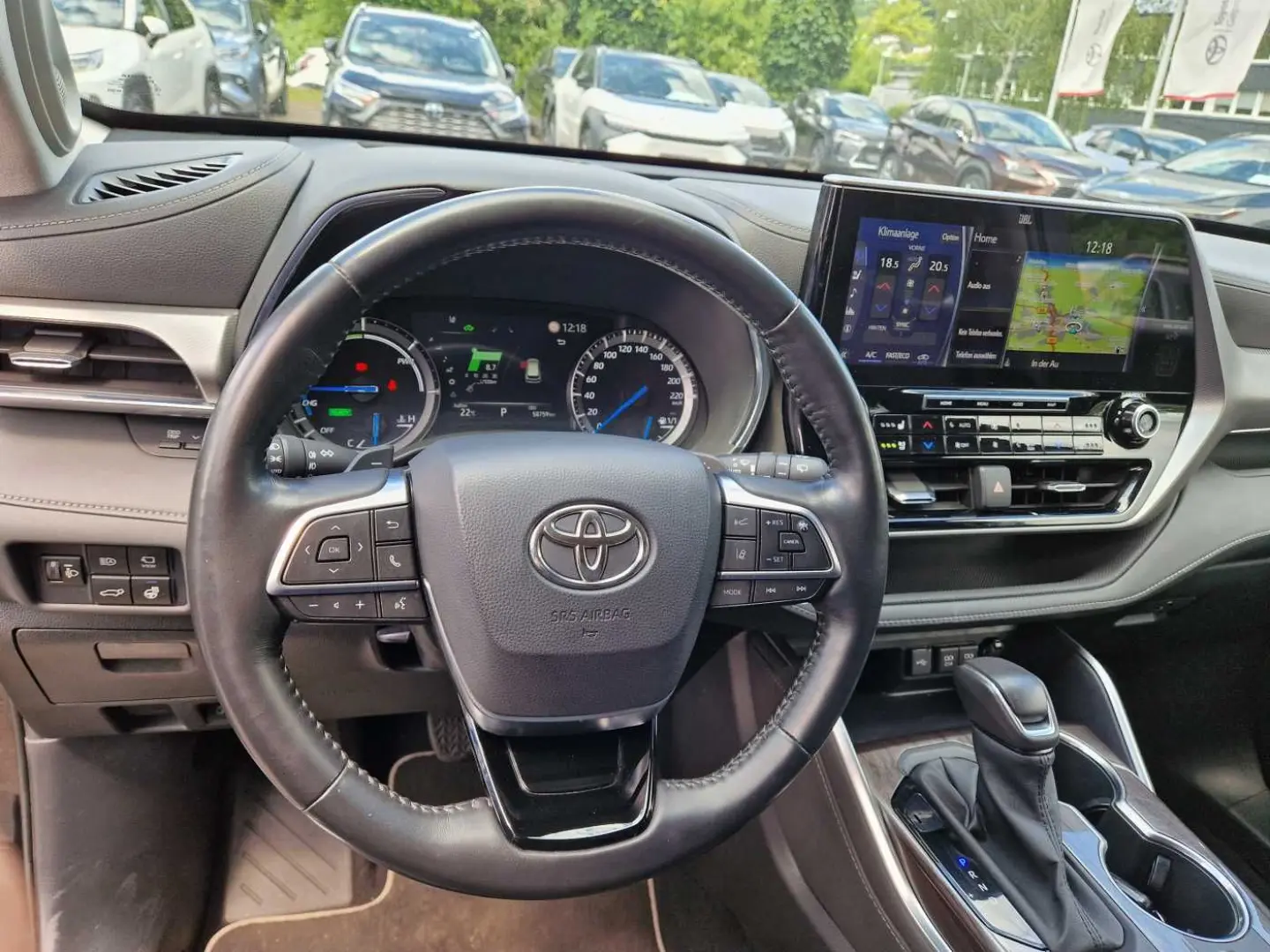 Highlander 2.5 Hybrid Luxury