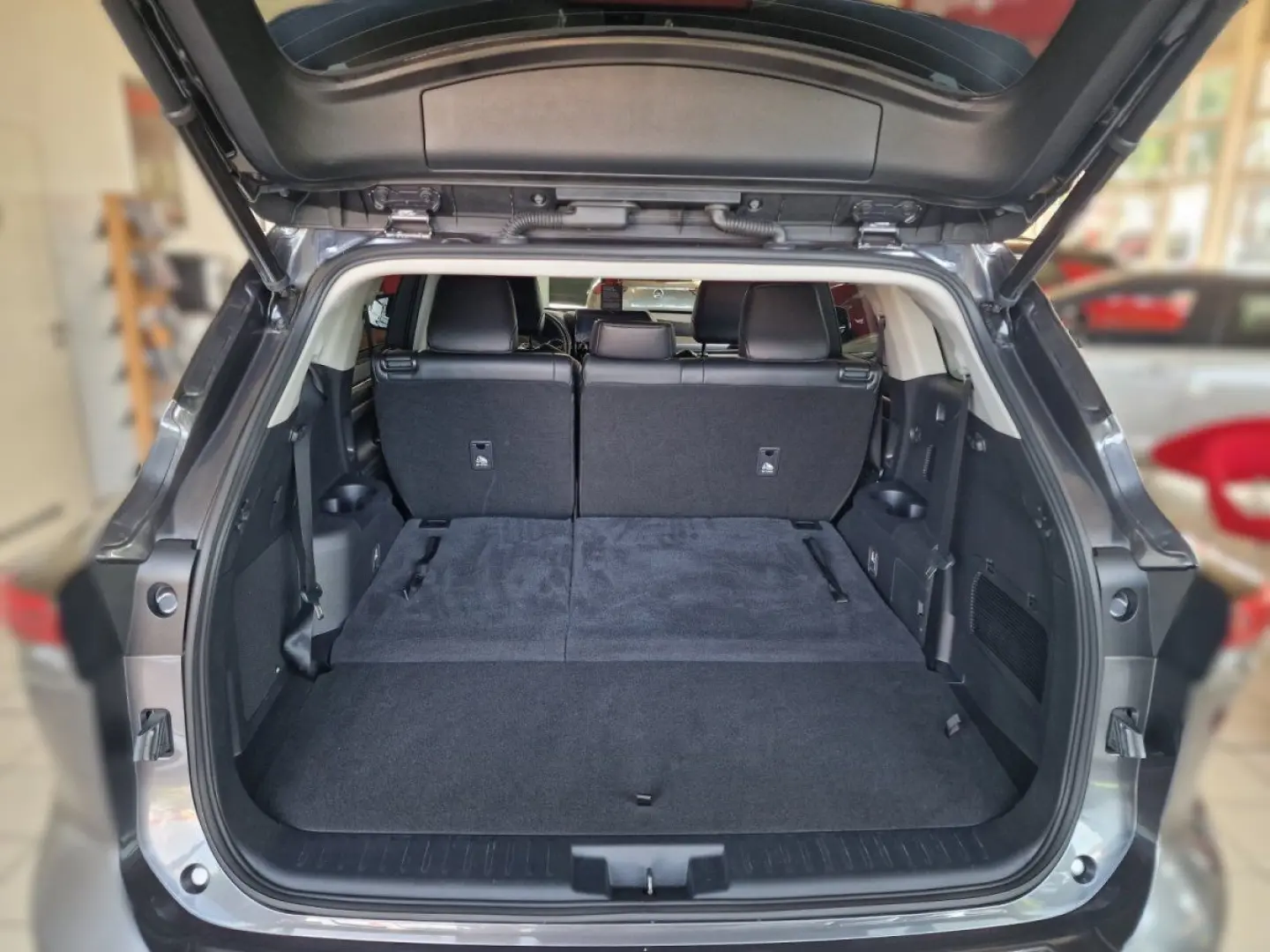 Highlander 2.5 HYBRID LUXURY/1.HAND/PANO/7-SITZE