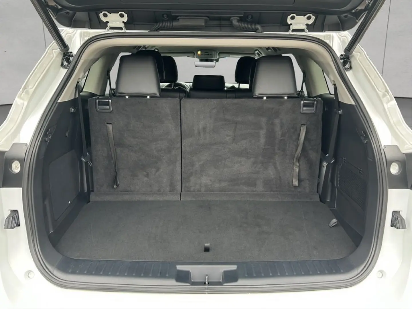 Highlander 2.5 Hybrid Luxury 7-Sitzer