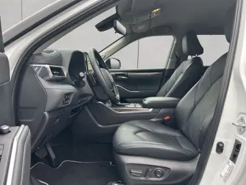 Highlander 2.5 Hybrid Luxury 7-Sitzer