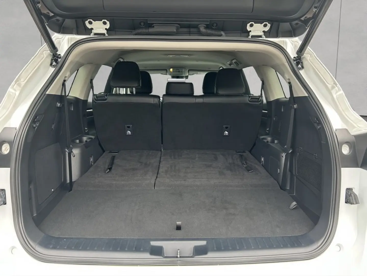Highlander 2.5 Hybrid Luxury 7-Sitzer