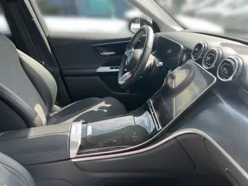 GLC 220 d 4M Avantgarde+AHK+Dist+DIGITAL+Kam+EAS
