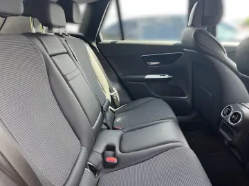 GLC 220 d 4M Avantgarde+AHK+Dist+DIGITAL+Kam+EAS