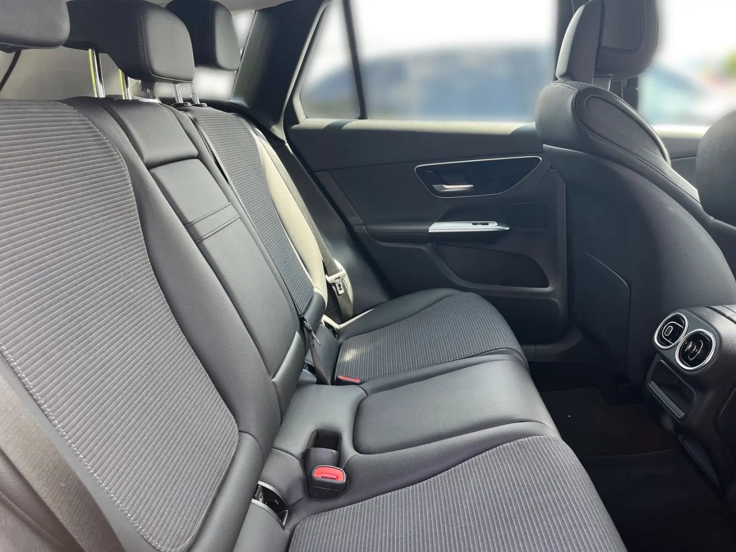 GLC 220 d 4M Avantgarde+AHK+Dist+DIGITAL+Kam+EAS