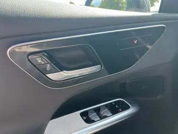 GLC 220 d 4M Avantgarde+AHK+Dist+DIGITAL+Kam+EAS
