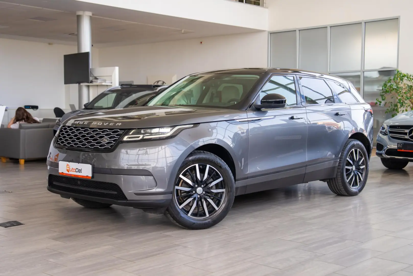 Land Rover Range Rover Velar 2.0 D180 AWD Automat