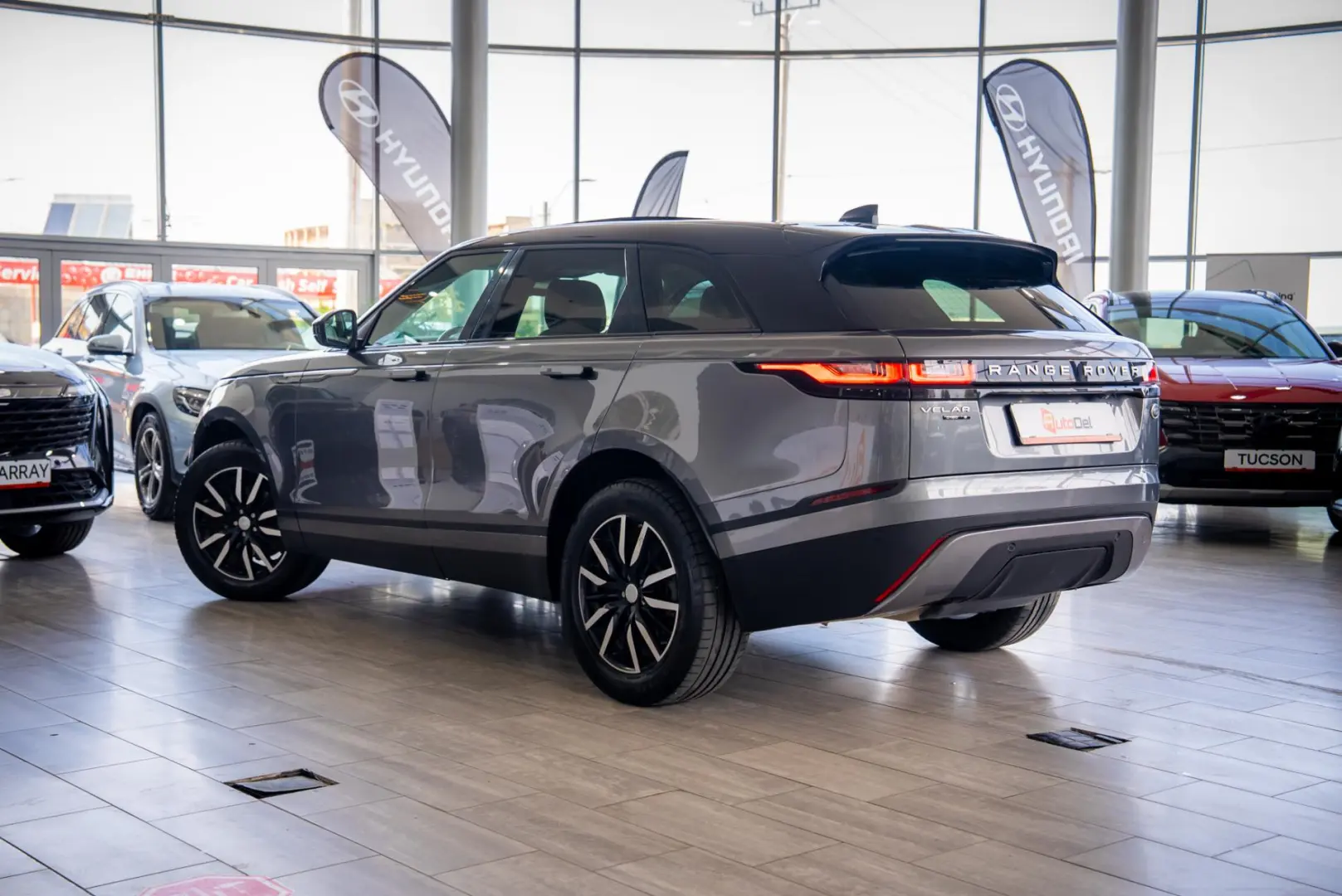 Land Rover Range Rover Velar 2.0 D180 AWD Automat