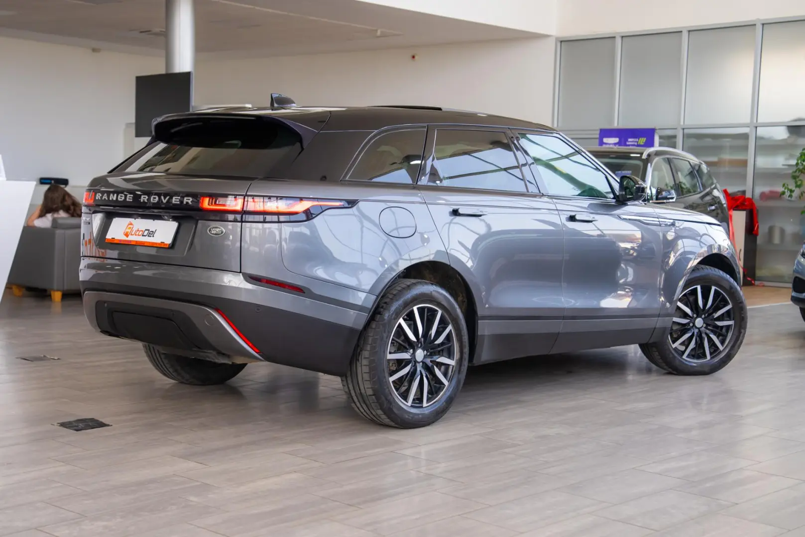 Land Rover Range Rover Velar 2.0 D180 AWD Automat