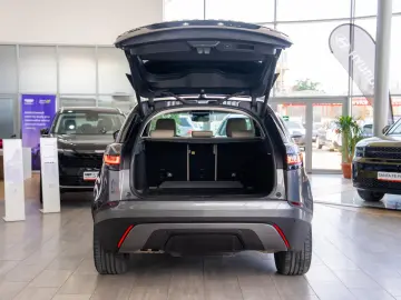 Land Rover Range Rover Velar 2.0 D180 AWD Automat