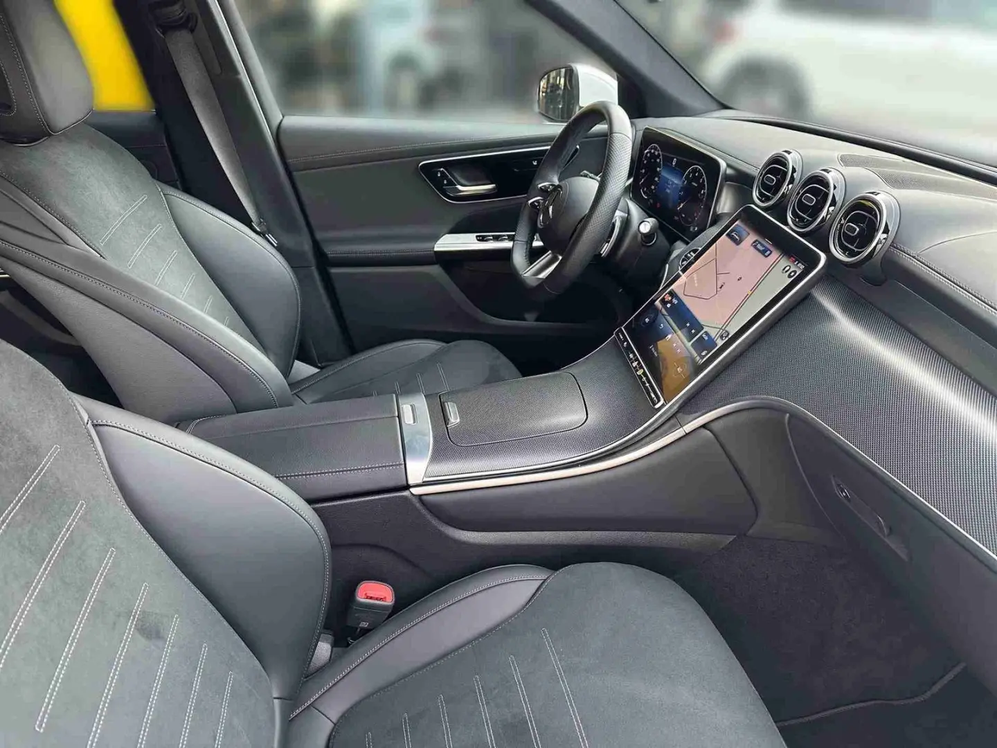 GLC 200 4M AMG+MBUX+Burmester+LED+Kam+EASY+Apple