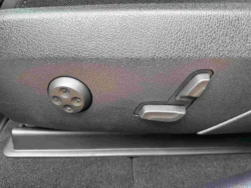 GLC 200 4M AMG+MBUX+Burmester+LED+Kam+EASY+Apple