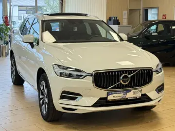 XC60 AWD Inscription Pano Recharge Leder LED Nav