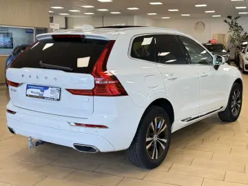 XC60 AWD Inscription Pano Recharge Leder LED Nav