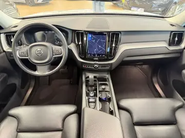 XC60 AWD Inscription Pano Recharge Leder LED Nav