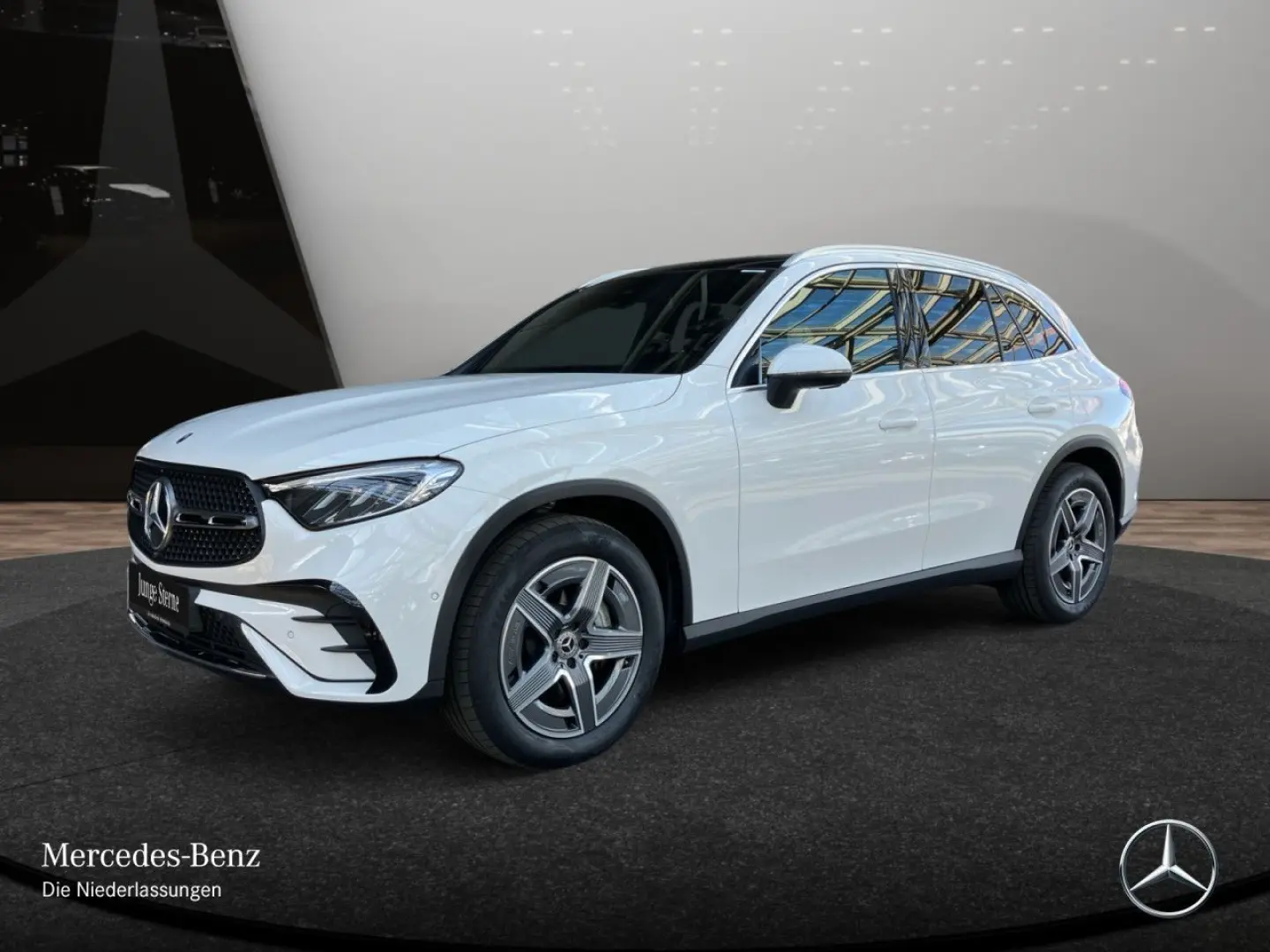 GLC 220 d 4M AMG/Burmest/Pano/AdvPak/ParkPakKam