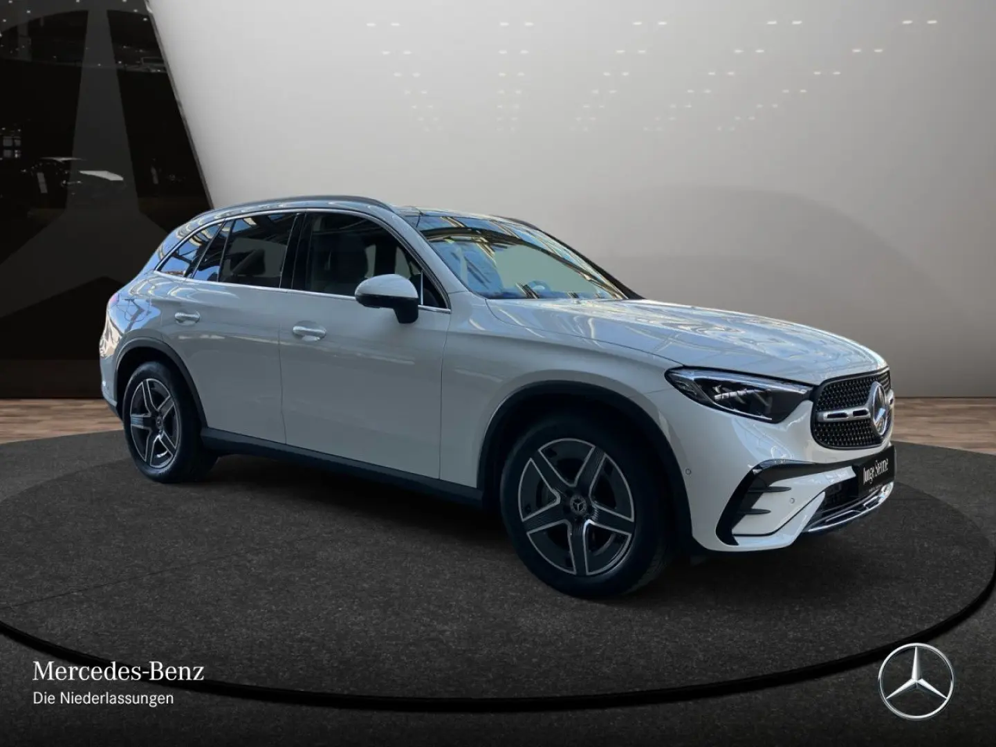 GLC 220 d 4M AMG/Burmest/Pano/AdvPak/ParkPakKam