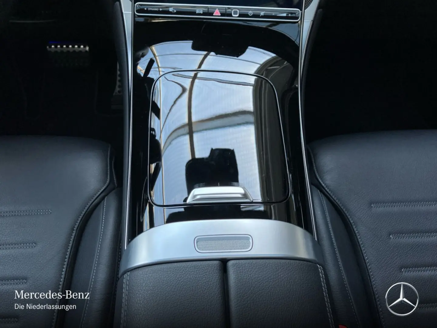 GLC 220 d 4M AMG/Burmest/Pano/AdvPak/ParkPakKam