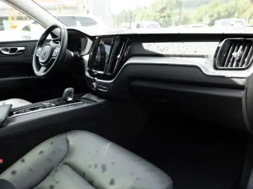 XC60 T6 Recharge Inscription Expression AWD PANO