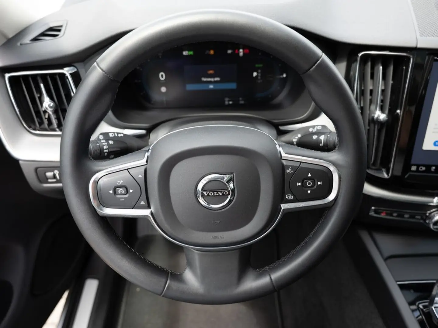 XC60 T6 Recharge Inscription Expression AWD PANO