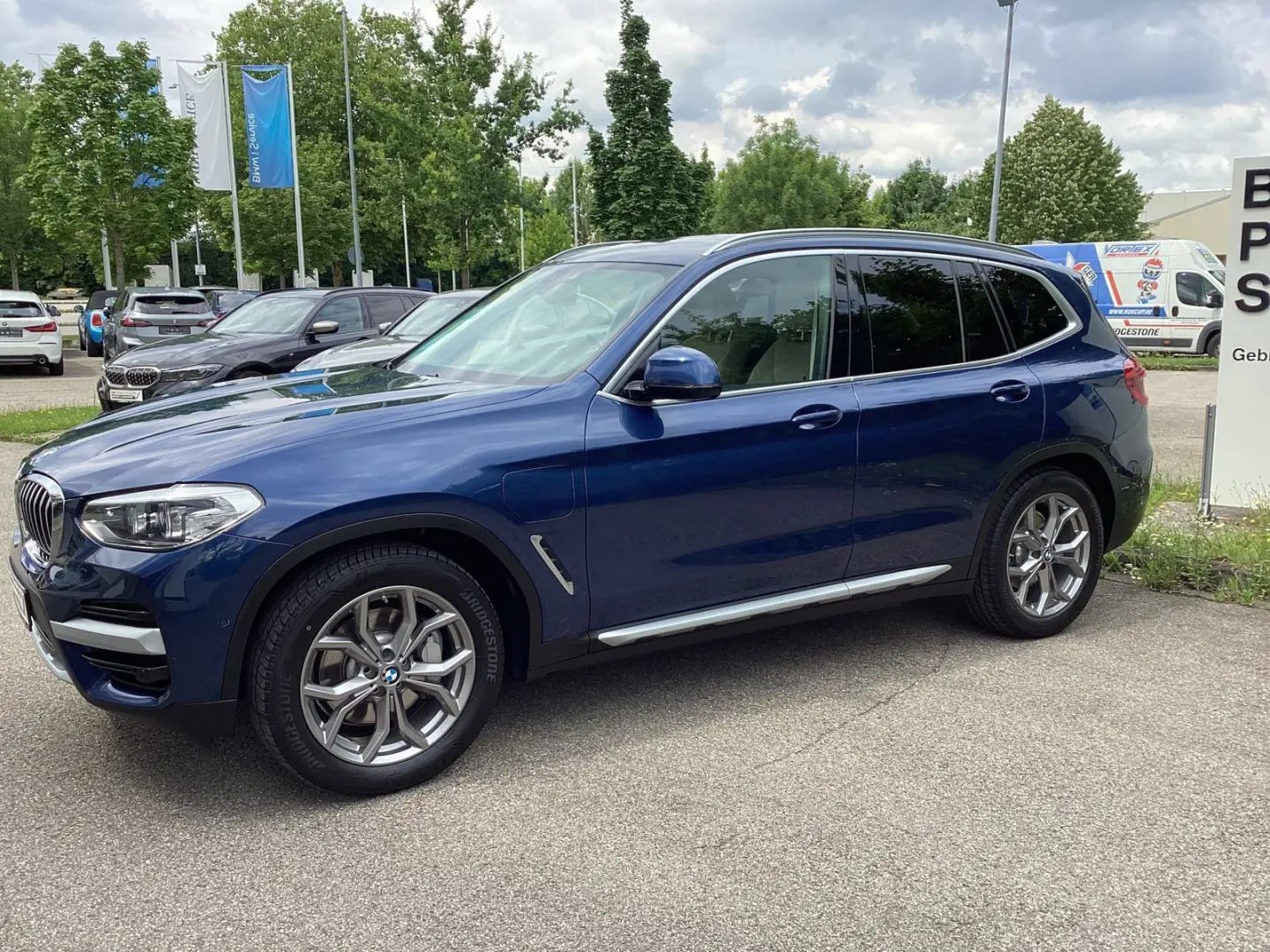 X3 xDrive30e xLine Head-Up HiFi DAB LED WLAN