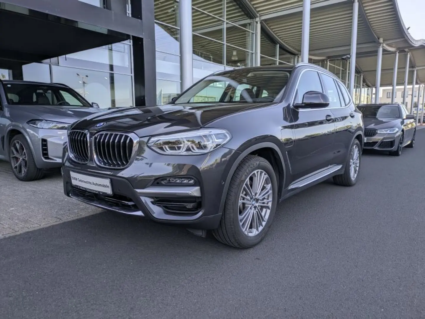 X3 xDrive30e Luxury Line LiveCockpit. HeadUp.