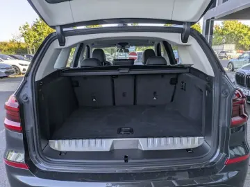 X3 xDrive30e Luxury Line LiveCockpit. HeadUp.