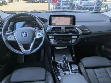 X3 xDrive30e Luxury Line LiveCockpit. HeadUp.