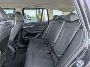 X3 xDrive30e Luxury Line LiveCockpit. HeadUp.