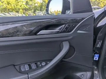 X3 xDrive30e Luxury Line LiveCockpit. HeadUp.