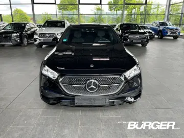 E 220 AMG Pano ACC Navi Leder Digitales Cockpit 