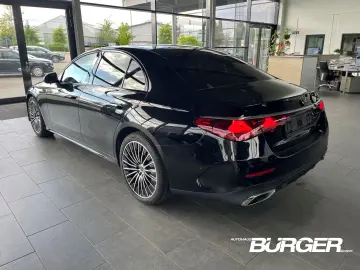 E 220 AMG Pano ACC Navi Leder Digitales Cockpit 