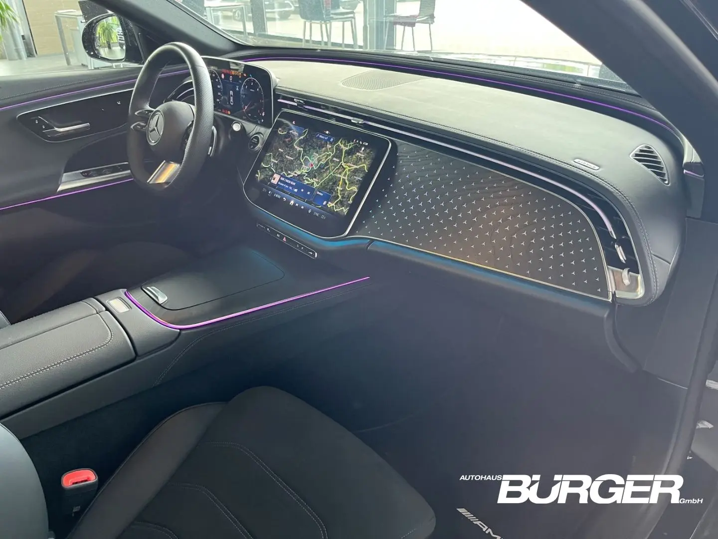 E 220 AMG Pano ACC Navi Leder Digitales Cockpit 