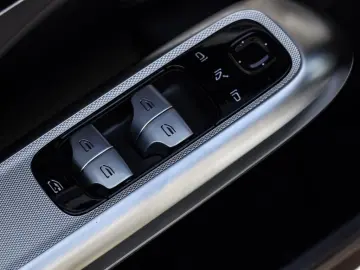 E 450 4M AMG-Sport/Technik/Super/Pano/Night/Dist