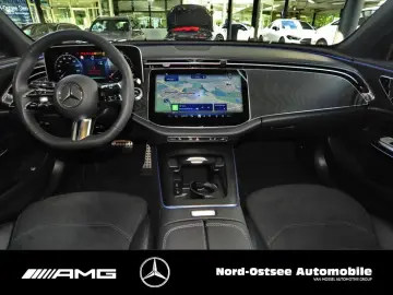 E 220 d AMG KAMERA AHK DISTR. LED KEYLESS ADV.