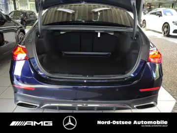 E 220 d AMG KAMERA AHK DISTR. LED KEYLESS ADV.