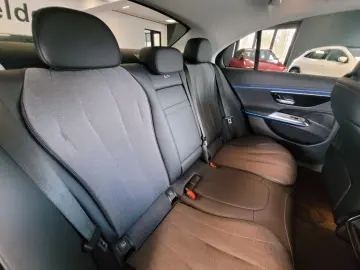 E 220 d AVANTGARDE ADVANCED AHK 18