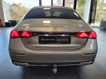 E 220 d AVANTGARDE ADVANCED AHK 18