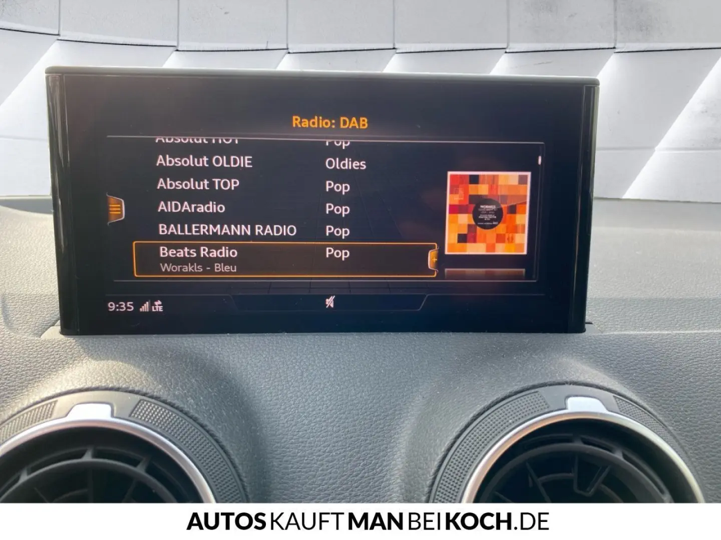 Q2 30 TFSI S line PDC NAVI DAB LED 4Season Klima